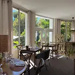 Adonis Grand Des Bains