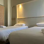 Adonis Grand Des Bains 3*