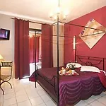 Adonis Grand Des Bains 사나리쉬르메르