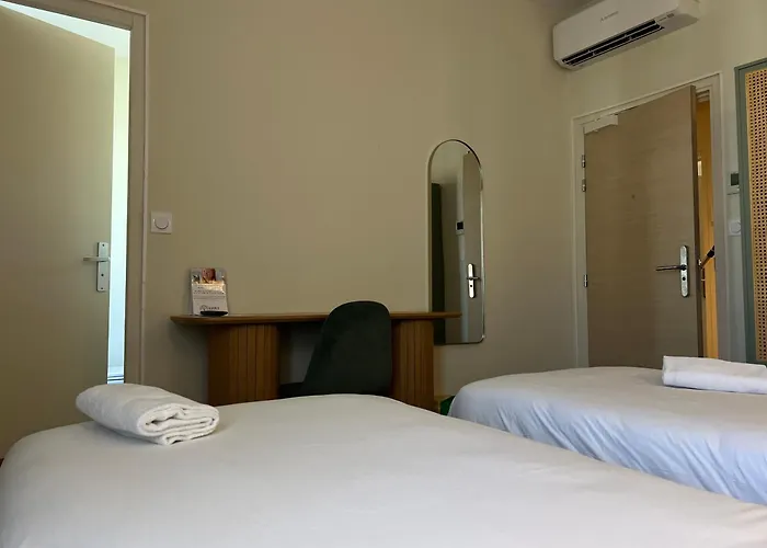 Adonis Grand Des Bains ساناري سور مير