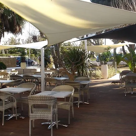Adonis Grand Des Bains