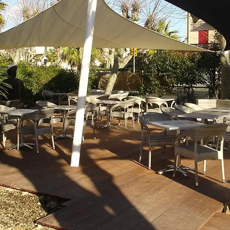 Hotel Adonis Grand Des Bains 2*