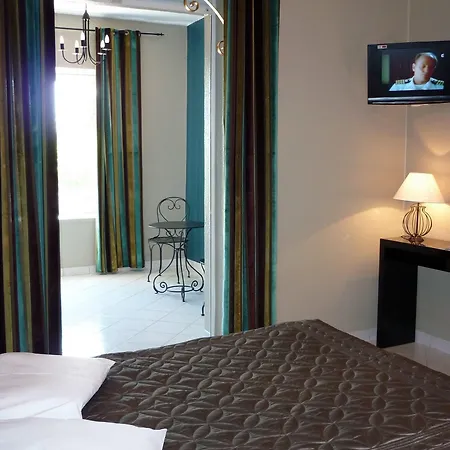 Hotel Adonis Grand Des Bains Sanary-sur-Mer