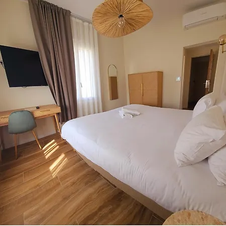 Hotel Adonis Grand Des Bains Sanary-sur-Mer