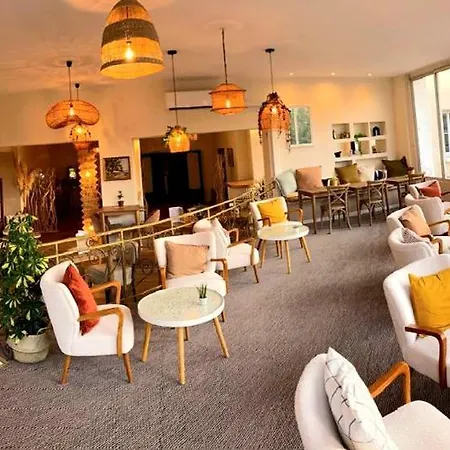 Adonis Grand Des Bains Hotel