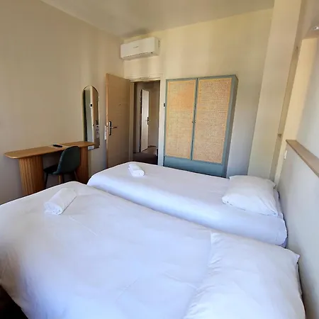 Hotel Adonis Grand Des Bains 2*