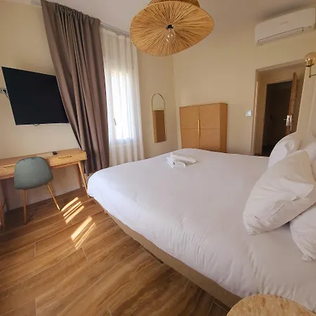 Hotel Adonis Grand Des Bains Sanary-sur-Mer