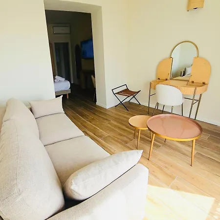 Adonis Grand Des Bains Hotel