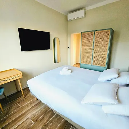 Hotel Adonis Grand Des Bains 2*