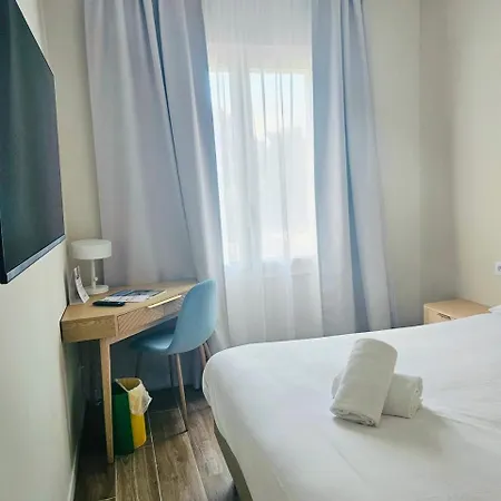 Adonis Grand Des Bains Hotel