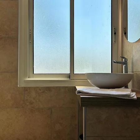 Adonis Grand Des Bains Hotel 3*