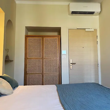 Adonis Grand Des Bains 3*