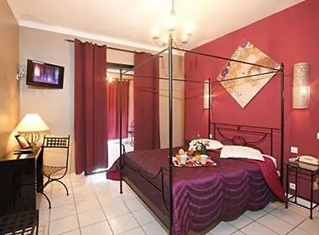 Adonis Grand Des Bains Sanary-sur-Mer