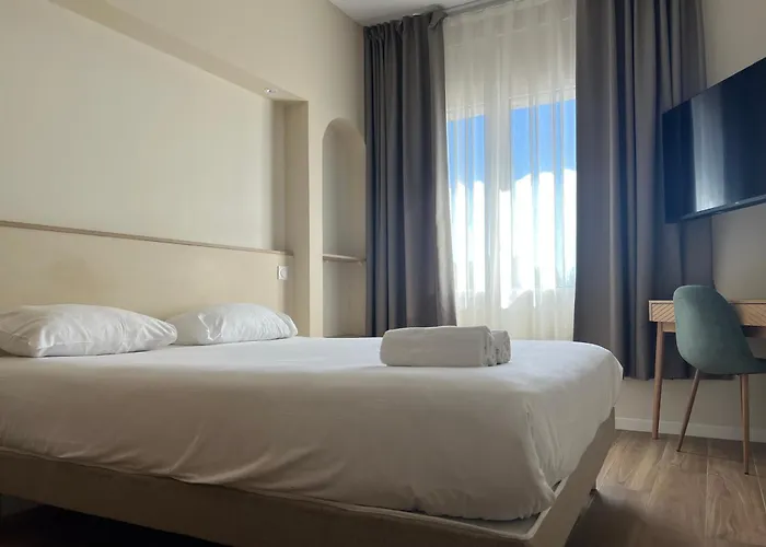 Adonis Grand Des Bains