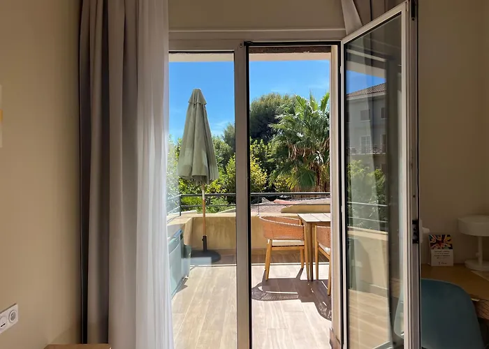 Adonis Grand Des Bains 3*